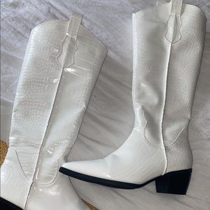 white knee high cowgirl boots
